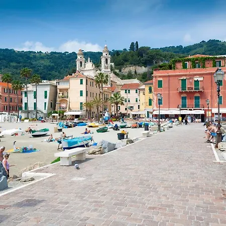Goccia Di Mare 50M From The Sea - Happy Rentals Alassio Exterior photo