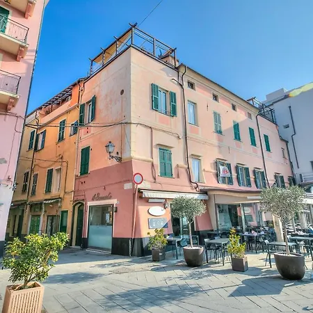 Goccia Di Mare 50M From The Sea - Happy Rentals Alassio Exterior photo