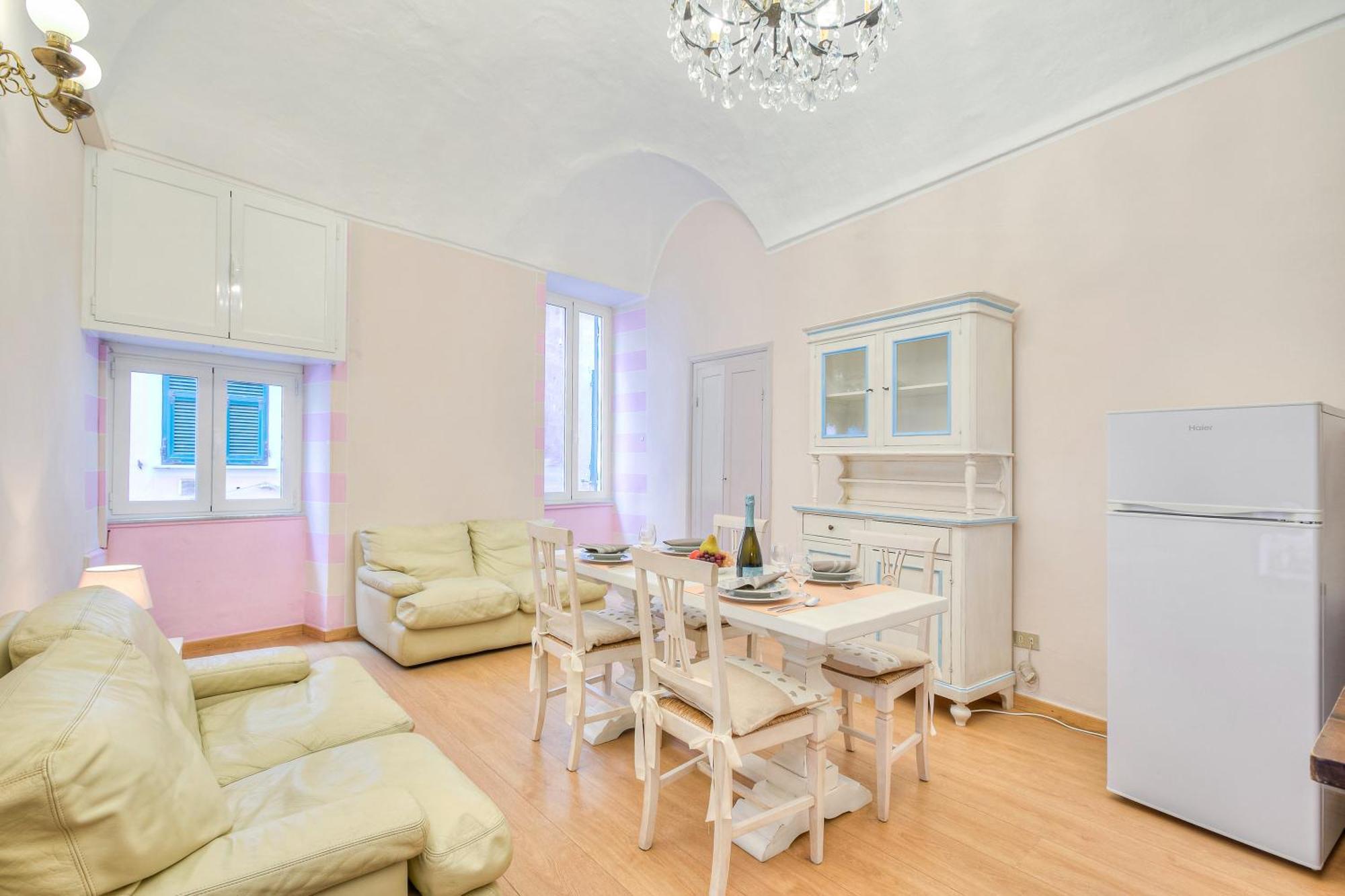Goccia Di Mare 50m From The Sea - Happy *